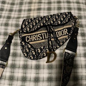 dior saddle bag